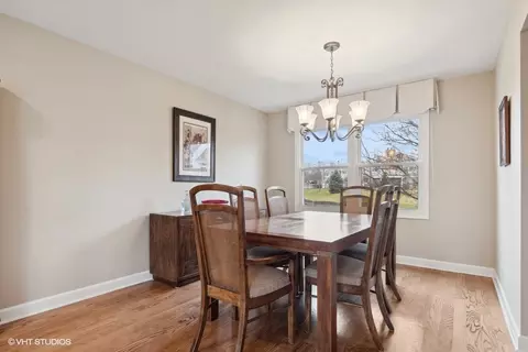 Dining - 1343 Devonshire Rd, Buffalo Grove, IL 60089 photo 1 of 1