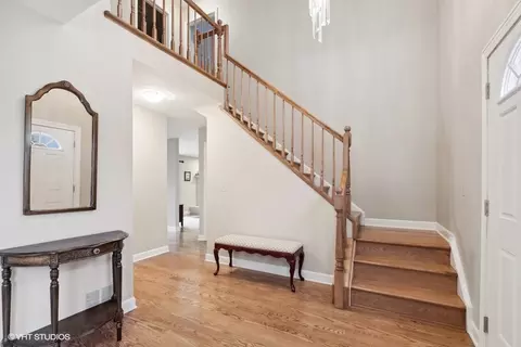 Entry Way - 1343 Devonshire Rd, Buffalo Grove, IL 60089 photo 1 of 1