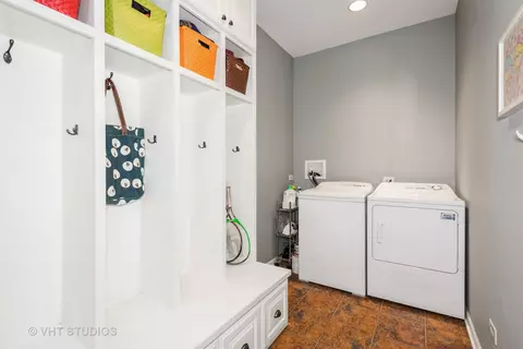 1807 Wakeman Ct, Wheaton, IL 60187 photo 9