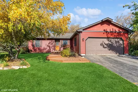 2612 Martin Dr, Spring Grove, IL 60081