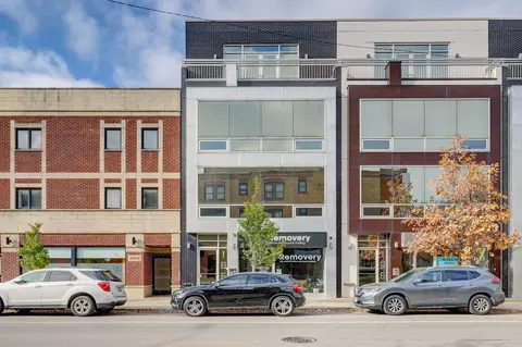 1864 N Damen Ave #2, Chicago, IL 60647