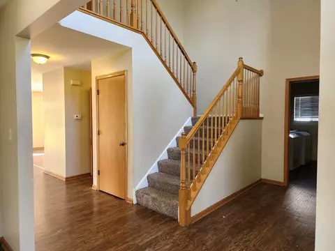 923 Christopher St, Plano, IL 60545 photo 3