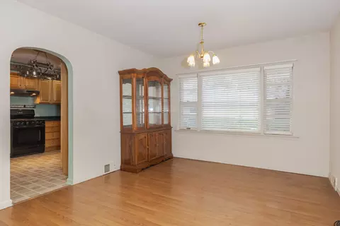 307 E 6th St, Gridley, IL 61744 photo 7