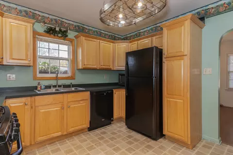 307 E 6th St, Gridley, IL 61744 photo 12