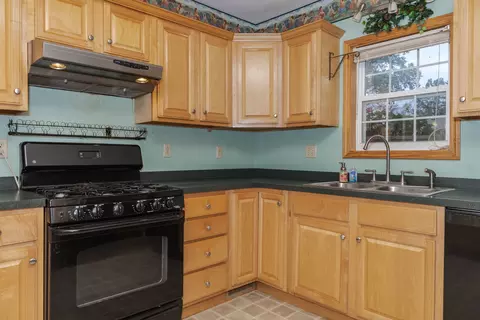 307 E 6th St, Gridley, IL 61744 photo 11