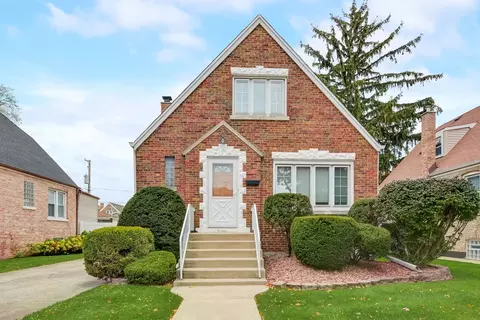 5320 S Tripp Ave, Chicago, IL 60638