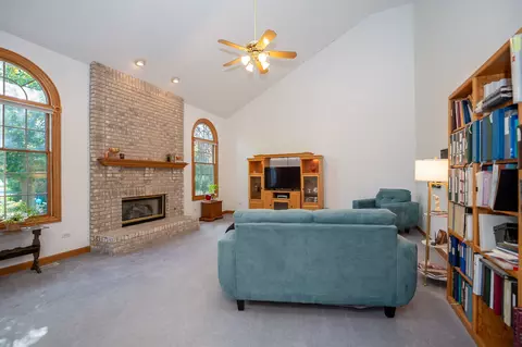 15203 Eyre Cir, Plainfield, IL 60544 photo 17