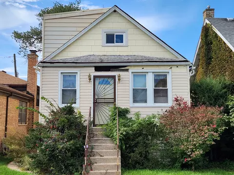 3546 N Neenah Ave, Chicago, IL 60634