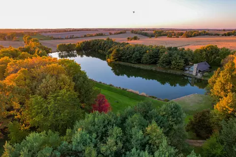 13582 W Springdale Rd, Forreston, IL 61030
