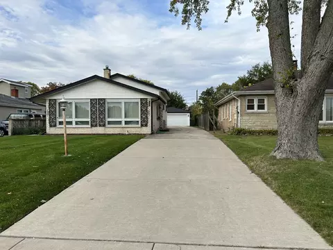 278 N Edgewood Ave, Wood Dale, IL 60191