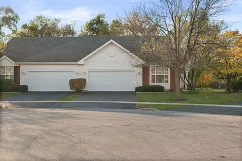 1563 Reserve Ln, Dekalb, IL 60115