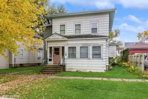 209 E Superior St, Ottawa, IL 61350