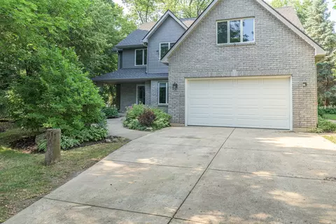 21980 W Linden Ave, Lake Villa, IL 60046