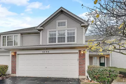 3090 Serenity Ln, Naperville, IL 60564