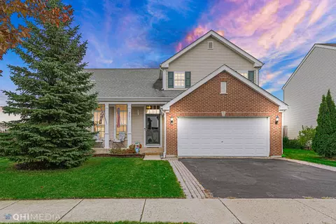 2401 Martha Ave, Zion, IL 60099