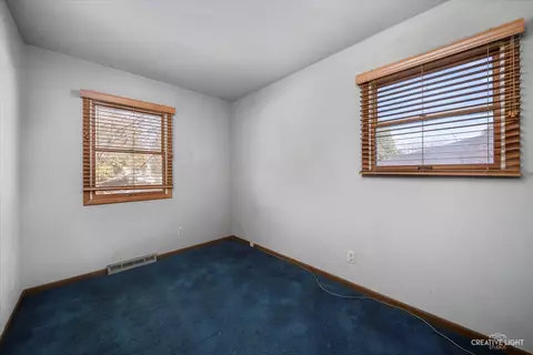 2190 Baker St, Aurora, IL 60506 photo 10