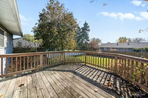 2190 Baker St, Aurora, IL 60506 photo 17