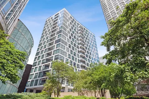 403 N Wabash Ave #11D, Chicago, IL 60611