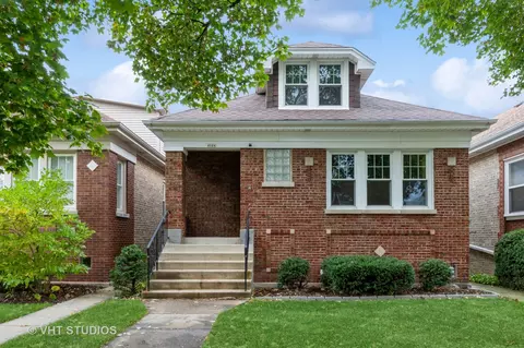4524 N Mason Ave, Chicago, IL 60630