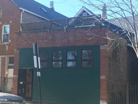 2200 N Maplewood Ave, Chicago, IL 60647