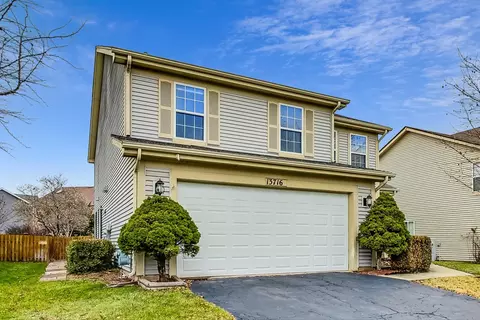 13716 S Kendall Dr, Plainfield, IL 60544