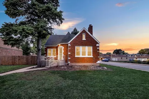 8200 S Talman Ave, Chicago, IL 60652