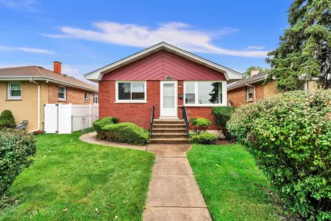 7637 Long Ave, Burbank, IL 60459 photo 2