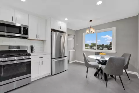 7637 Long Ave, Burbank, IL 60459 photo 7