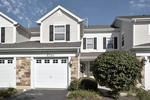 4334 Shooting Star Dr, Island Lake, IL 60042