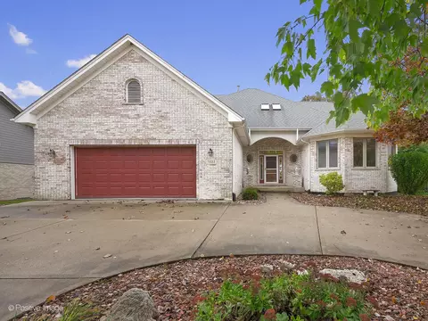 1332 Arbor Dr, Lemont, IL 60439