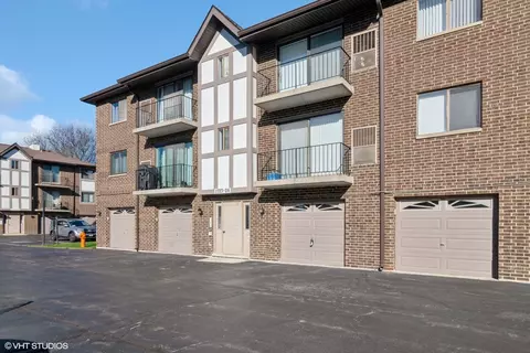 1726 S Washington St #1726, Naperville, IL 60565