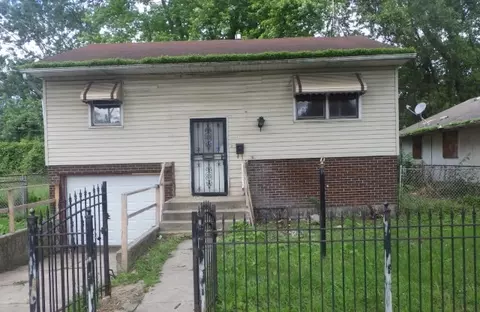 13230 S Saint Lawrence Ave, Chicago, IL 60827