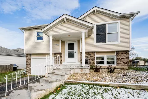 7712 W Frankfort Square Rd, Frankfort, IL 60423