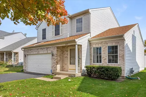 1924 Woodhaven Dr, Bartlett, IL 60103 photo 2