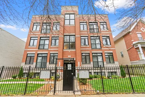 633 E Bowen Ave #1W, Chicago, IL 60653