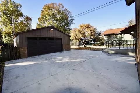 1917 E Taylor St, Bloomington, IL 61701 photo 33