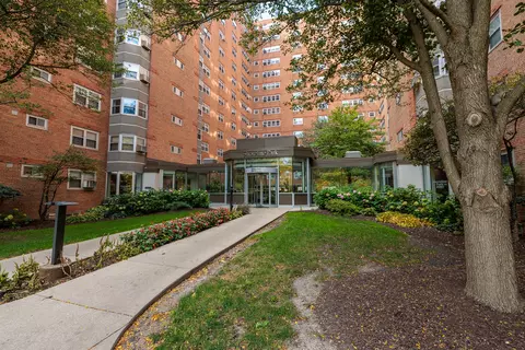 4970 N Marine Dr #926, Chicago, IL 60640