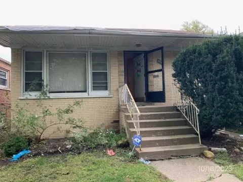 9209 S Chappel Ave, Chicago, IL 60617