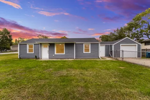 1206 Lafayette St, Aurora, IL 60505