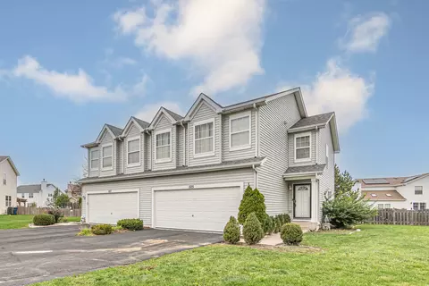 525 Lily Ct, Minooka, IL 60447