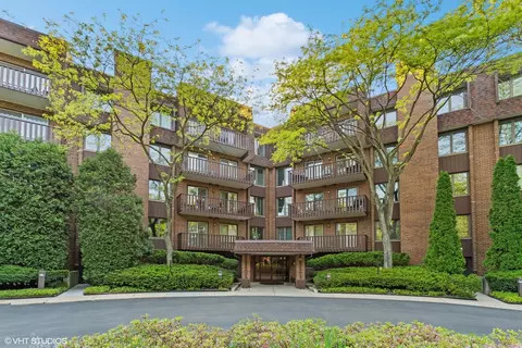 1175 Lake Cook Rd #204, Northbrook, IL 60062