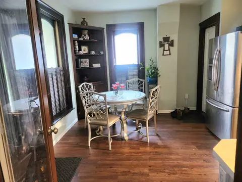 40 Hill Ave, Elgin, IL 60120 photo 9