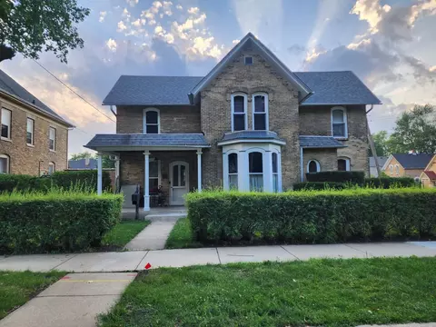 40 Hill Ave, Elgin, IL 60120 photo 2