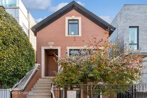 2161 N Oakley Ave, Chicago, IL 60647