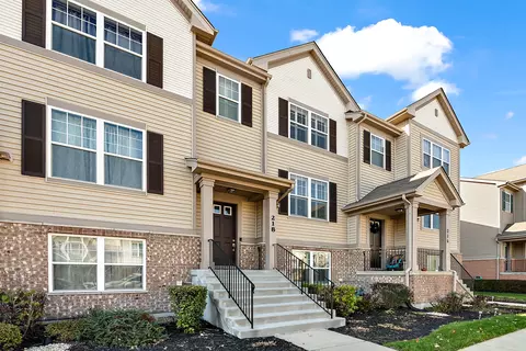 218 Wildflower St, Des Plaines, IL 60016
