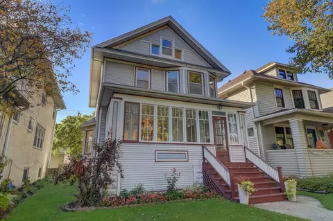 727 Clarence Ave, Oak Park, IL 60304
