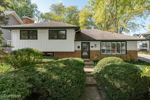 5402 Webster St, Downers Grove, IL 60515