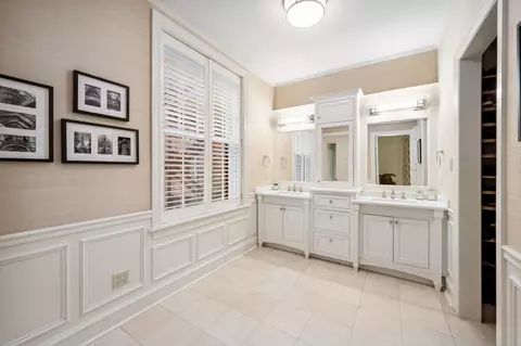 237 E Delaware Pl #7A, Chicago, IL 60611 photo 26