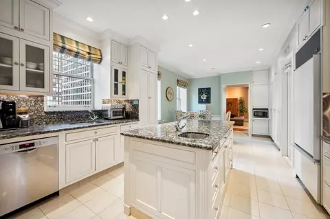 237 E Delaware Pl #7A, Chicago, IL 60611 photo 15