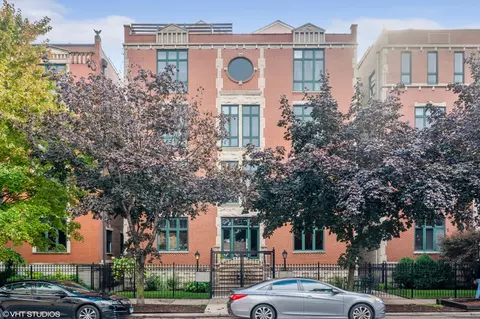 463 N Green St #3S, Chicago, IL 60642